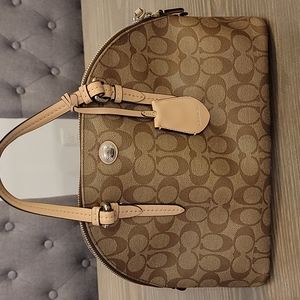 Coach handbag